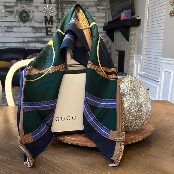 Gucci Silk Scarf in Green and Navy with Gold Accents with Box - Picture 1 of 15